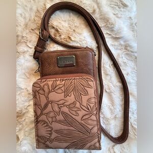 NWOT Liz Soto Gina Espresso Small Floral Travel Crossbody Bag Wallet Purse